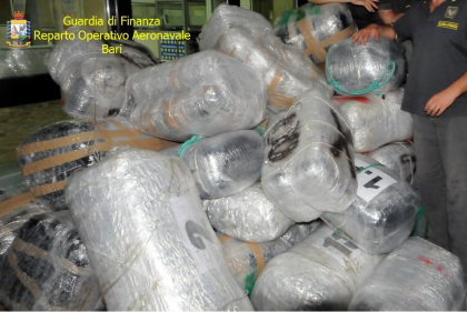 Maxi sequestro di droga sulle coste pugliesi item-thumbnail