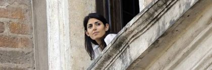 Virginia Raggi non giochi con le parole: chieda scusa o si dimetta Virginia Raggi non giochi con le parole: chieda scusa o si dimetta
