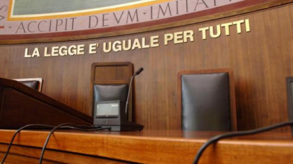 Lo scandalo Roma-5 Stelle. Prima dei fatti e delle parole conta la legge. Innanzitutto item-thumbnail