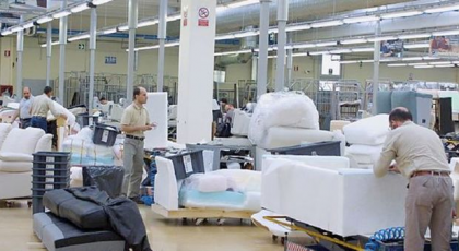 Crisi Natuzzi. Il viceministro Bellanova: azienda rimoduli il piano sociale” item-thumbnail