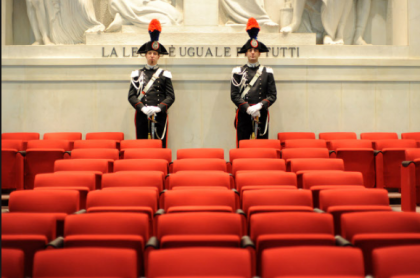 L’ ANM a Taranto minaccia di denuncia un avvocato. Un rigurgito della “casta” dei magistrati ? item-thumbnail