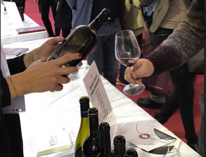 Il Consorzio di Tutela del Primitivo di Manduria traccia un bilancio positivo e in crescita. Nel 2016 20 milioni di litri; per un volume d’affari di circa 80milioni euro Il Consorzio di Tutela del Primitivo di Manduria traccia un bilancio positivo e in crescita. Nel 2016 20 milioni di litri; per un volume d’affari di circa 80milioni euro