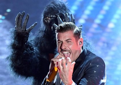 Festival di Sanremo, vittoria a sorpresa di Gabbani : battuta la “superfavorita” Fiorella Mannoia item-thumbnail