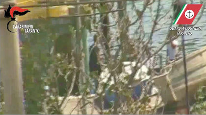 Chiedevano il “pizzo” ai pescatori. Arrestate 6 persone dai Carabinieri e Capitaneria di Porto-Costiera a Taranto e provincia item-thumbnail