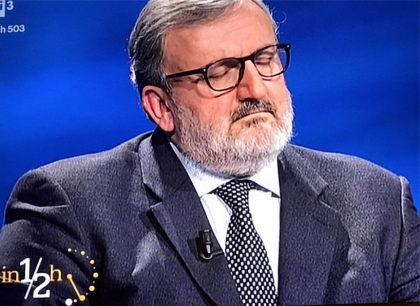 Le ambiguità politico-istituzionali di Emiliano. Dopo Renzi attacca il ministro di giustizia Orlando e l’ex-presidente Napolitano. Non si salva più nessuno…. item-thumbnail