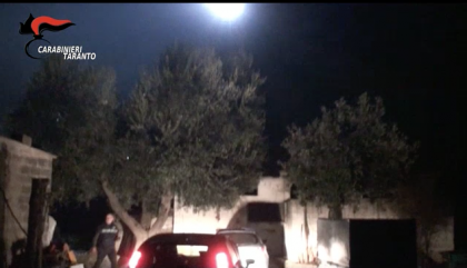 Taranto. I Carabinieri arrestano la banda che per una guerra di spaccio uccise il pregiudicato Galeandro Taranto. I Carabinieri arrestano la banda che per una guerra di spaccio uccise il pregiudicato Galeandro