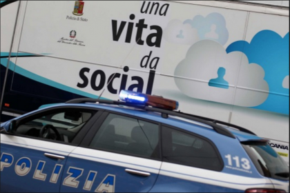Arriva in Puglia “Una vita da social” la campagna educativa itinerante della Polizia di Stato sul cyberbullismo item-thumbnail