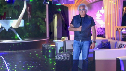 Briatore: “Le accuse di abusi edilizi nel mio locale? Solo pregiudizi di un’Italia immobile” Briatore: “Le accuse di abusi edilizi nel mio locale? Solo pregiudizi di un’Italia immobile”