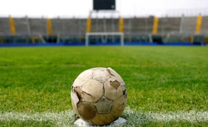 Aggressione ai calciatori del Taranto: operazione della Digos di Taranto item-thumbnail