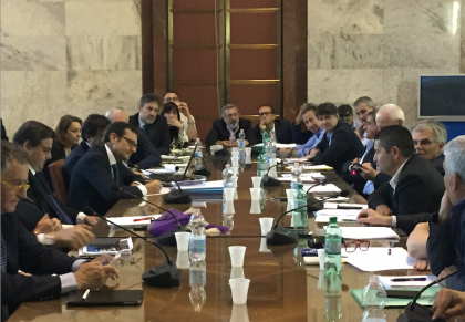 Ilva, per i sindacati la trattativa può avere inizio ma senza vincoli e condizioni precostituite Ilva, per i sindacati la trattativa può avere inizio ma senza vincoli e condizioni precostituite