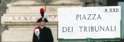 Cittadini e magistrati. Di chi sono i tribunali Cittadini e magistrati. Di chi sono i tribunali