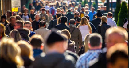 Istat: redditi e consumi in rialzo, al top dal 2011 Istat: redditi e consumi in rialzo, al top dal 2011