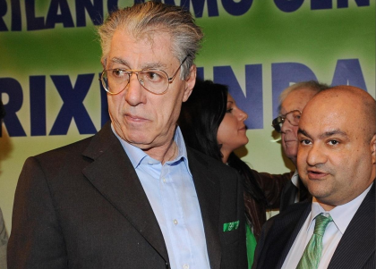 Lega. Condannati Umberto Bossi ed il tesoriere Belsito: “truffa ai danni dello Stato” item-thumbnail