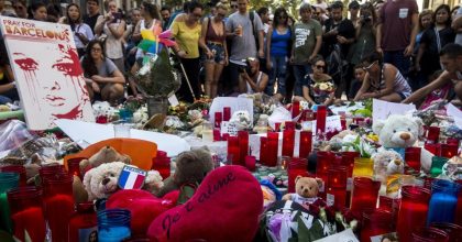 L’autore dell’attacco alla rambla di Barcellona è stato ucciso la scorsa notte a Cambrils dalla Polizia item-thumbnail