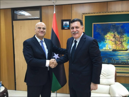 Il capo del Consiglio di Presidenza del Governo libico di unità nazionale Fayez al-Sarraj incontra l’AD di Eni Claudio Descalzi item-thumbnail