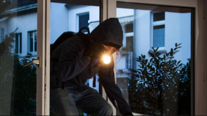 CNA: “Gli italiani hanno speso 18 miliardi in impianti antifurto e porte blindate per proteggere la propria casa” CNA: “Gli italiani hanno speso 18 miliardi in impianti antifurto e porte blindate per proteggere la propria casa”