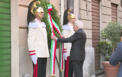 35 anni fa l’agguato mortale al generale Dalla Chiesa. Mattarella lo ricorda con i figli a Palermo 35 anni fa l’agguato mortale al generale Dalla Chiesa. Mattarella lo ricorda con i figli a Palermo