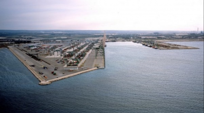 Continua la solita “telenovela” sul Porto di Taranto. Come sempre parole tante… fatti nessuno ! Continua la solita “telenovela” sul Porto di Taranto. Come sempre parole tante… fatti nessuno !