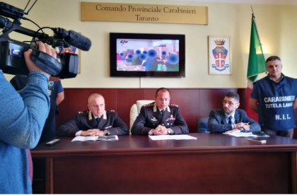 Taranto, arrestati imprenditore e “caporale”: un euro al giorno a 35 braccianti per 17 ore di lavoro item-thumbnail