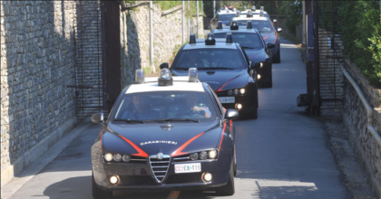 Ordinanze di custodia cautelare eseguite dai Carabinieri nei confronti di 12 indagati. item-thumbnail