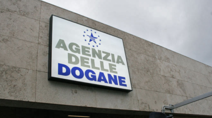 Dogane: scoperti traffici illeciti per 25 milioni di litri di prodotto petrolifero ed un’evasione di 15 milioni di euro. item-thumbnail