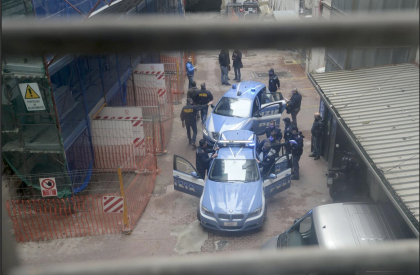 Maxi operazione della Polizia di Stato nei confronti del clan Mallardo e dei cosiddetti “scissionisti” item-thumbnail