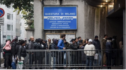 Arrestati a Milano quattro poliziotti. Rilasciavano in cambio di soldi permessi di soggiorno agli immigrati item-thumbnail