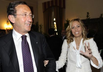 Riciclaggio: chiesto processo per Gianfranco Fini e la famiglia Tulliani item-thumbnail
