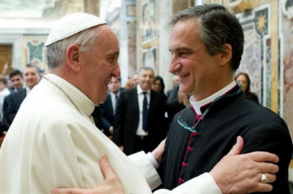 Le ragioni delle dimissioni di Monsignor Viganò immediatamente accettate da Papa Francesco Le ragioni delle dimissioni di Monsignor Viganò immediatamente accettate da Papa Francesco