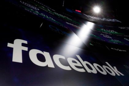 Facebook a rischio multa in tutta Europa : “condizioni di utilizzo ingannevoli” item-thumbnail