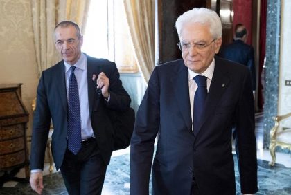 Cottarelli incontra il capo dello Stato.Nuovo incontro con Mattarella domani per l’elenco dei ministri item-thumbnail