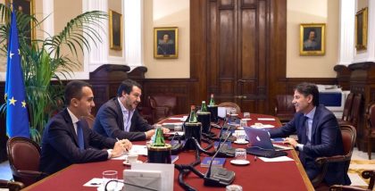 Governo: Conte incontra Visco, poi vertice con M5S e Lega item-thumbnail