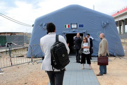 Palagiustizia Bari. Il Vicepresidente del Csm Legnini, chiederà un disegno legge al ministro Bonafede Palagiustizia Bari. Il Vicepresidente del Csm Legnini, chiederà un disegno legge al ministro Bonafede