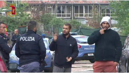 Mafia. Operazione Alba Pontina: 25 arrestati del clan Di Silvio, cugini dei Casamonica a Roma e Latina Mafia. Operazione Alba Pontina: 25 arrestati del clan Di Silvio, cugini dei Casamonica a Roma e Latina