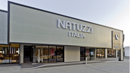 Natuzzi, un esempio di imprenditoria : investimenti per 36milioni di euro e zero esuberi. Natuzzi, un esempio di imprenditoria : investimenti per 36milioni di euro e zero esuberi.