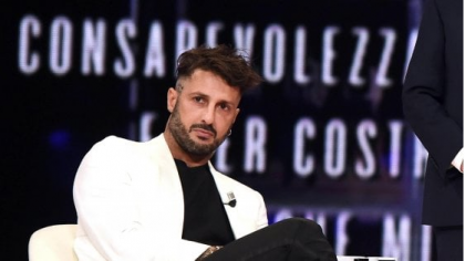 L’ Agenzia delle Entrate chiede 14,5 milioni a Fabrizio Corona per tasse evase L’ Agenzia delle Entrate chiede 14,5 milioni a Fabrizio Corona per tasse evase