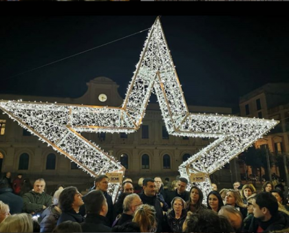 Il Comune di Bari inaugura villaggio di Babbo Natale con Minnie e Topolino item-thumbnail