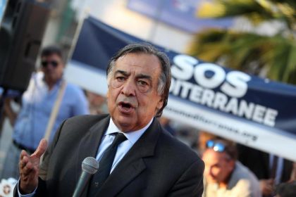 La reazione di Orlando e dei sindaci italiani alle minacce di Salvini La reazione di Orlando e dei sindaci italiani alle minacce di Salvini