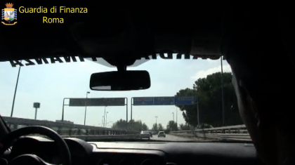 Contraffazione: smantellata organizzazione criminale a Roma Contraffazione: smantellata organizzazione criminale a Roma