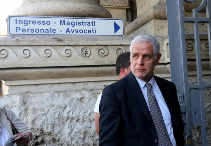 Condanna definitiva a 5 anni e 10 mesi: l’ex governatore lombardo Roberto Formigoni va in carcere item-thumbnail