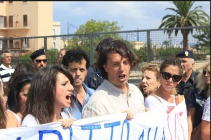 Condannato il consigliere comunale Fornaro ed alcuni pseudo-ambientalisti….per la protesta anti Ilva del 2014 Condannato il consigliere comunale Fornaro ed alcuni pseudo-ambientalisti….per la protesta anti Ilva del 2014