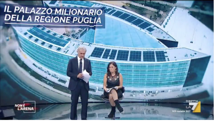 Regione Puglia rivede e taglia i costi per le plafoniere d’oro della nuova sede item-thumbnail