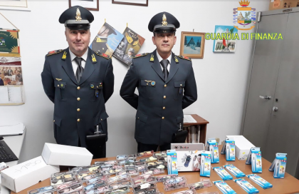 La Guardia di Finanza contrasta la contraffazione e l’abusivismo commerciale item-thumbnail