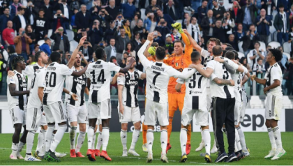 Nella storia nessuno come la Juventus: ottavo scudetto di fila item-thumbnail