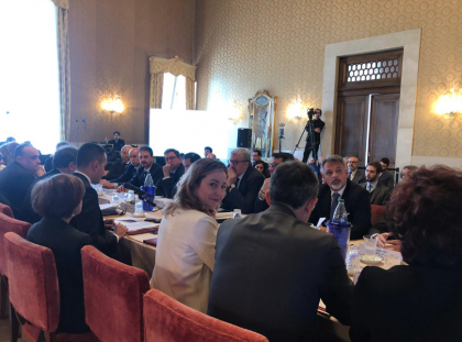 Taranto: l’ingegneria della drammatizzazione. Il ministro della salute Grillo: “I cittadini abbiano sempre più informazioni epidemiologiche.” item-thumbnail