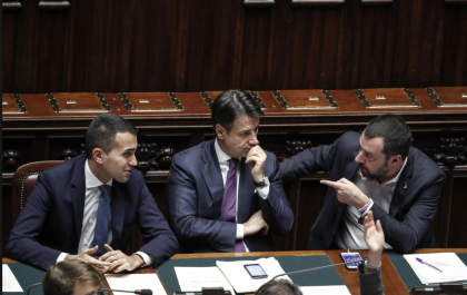 Lega e M5S allo scontro sull' ex Ilva di Taranto. Giorgetti (Lega): "rispettare gli accordi" item-thumbnail