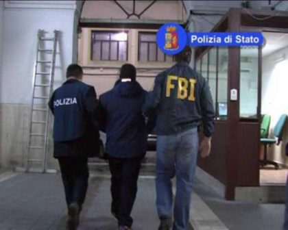 Mafia, blitz della Polizia ed FBI fra Palermo e New York: 19 arresti. Mafia, blitz della Polizia ed FBI fra Palermo e New York: 19 arresti.