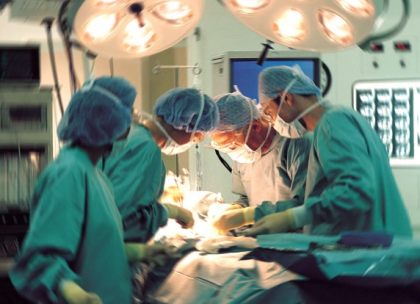Madre di 35 anni muore in clinica a Bari dopo un’ intervento per dimagrire Madre di 35 anni muore in clinica a Bari dopo un’ intervento per dimagrire