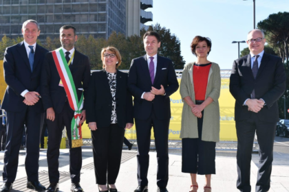 Poste Italiane incontra 4 mila sindaci alla presenza del Governo: “Siamo la rete per collegare il territorio alle istituzioni” item-thumbnail