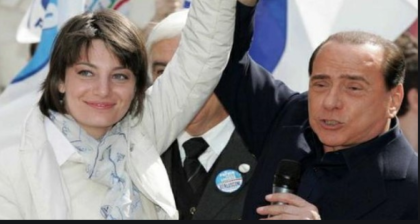 Arrestata Lara Comi ex eurodeputata di Forza Italia per tangenti Arrestata Lara Comi ex eurodeputata di Forza Italia per tangenti